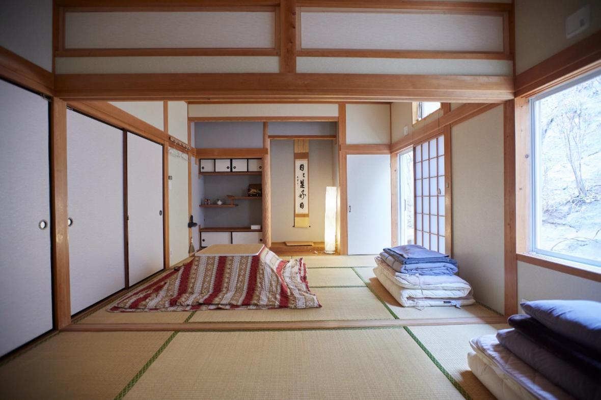 対馬市 つしまホワイトハウス Bed & Breakfast エクステリア 写真