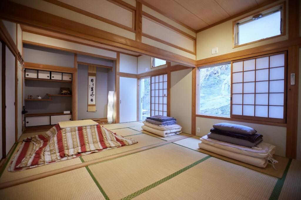 対馬市 つしまホワイトハウス Bed & Breakfast エクステリア 写真